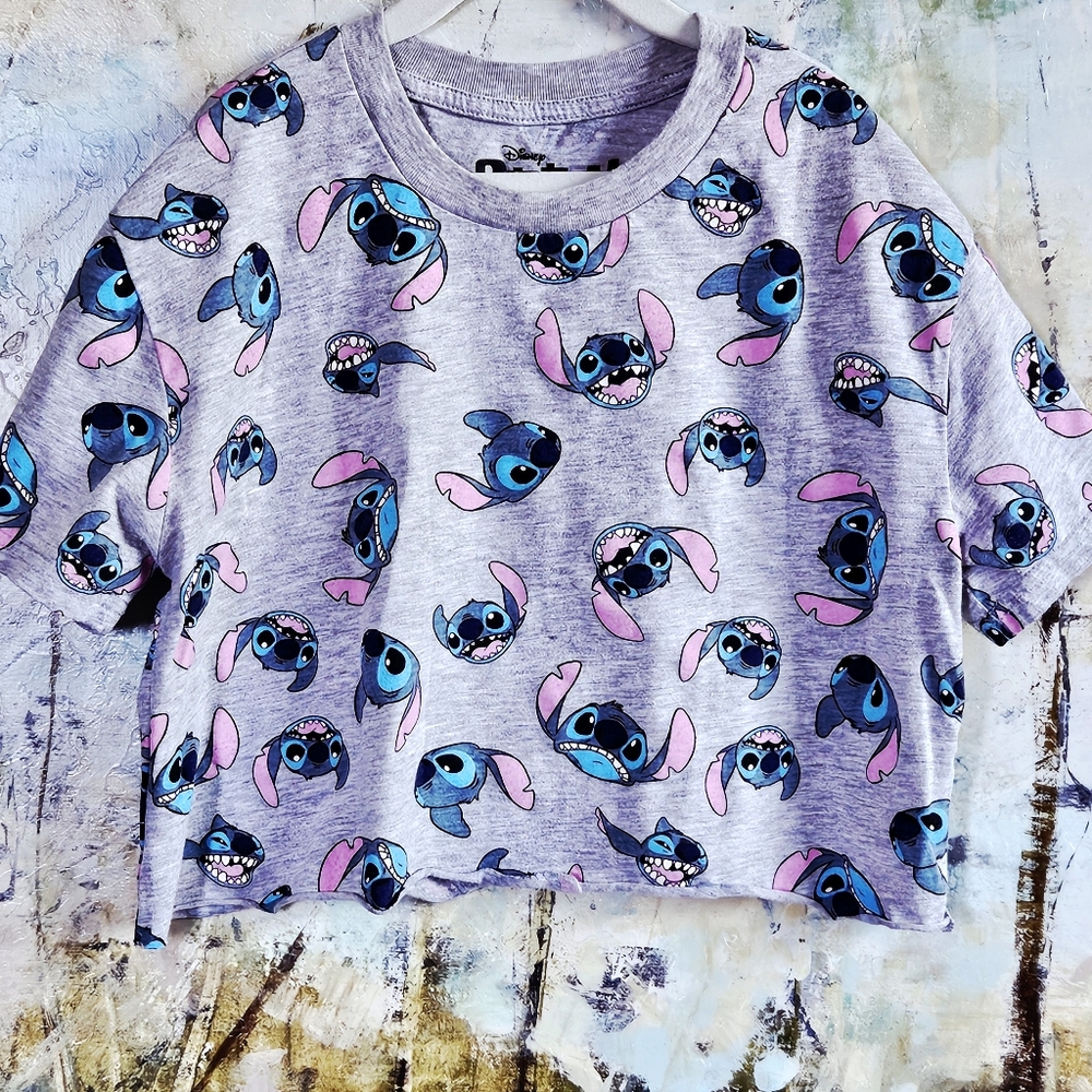 Disney Stitch Allover Print Cropped Graphic T-shirt Sz M/Juniors Light Heather